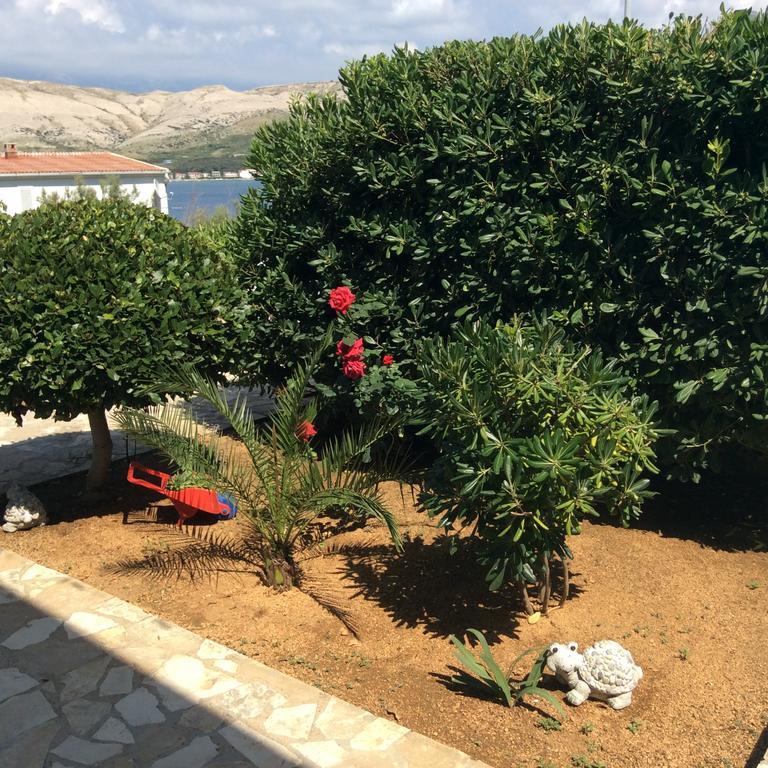 Island Of Pag Holiday Apartments Ngoại thất bức ảnh
