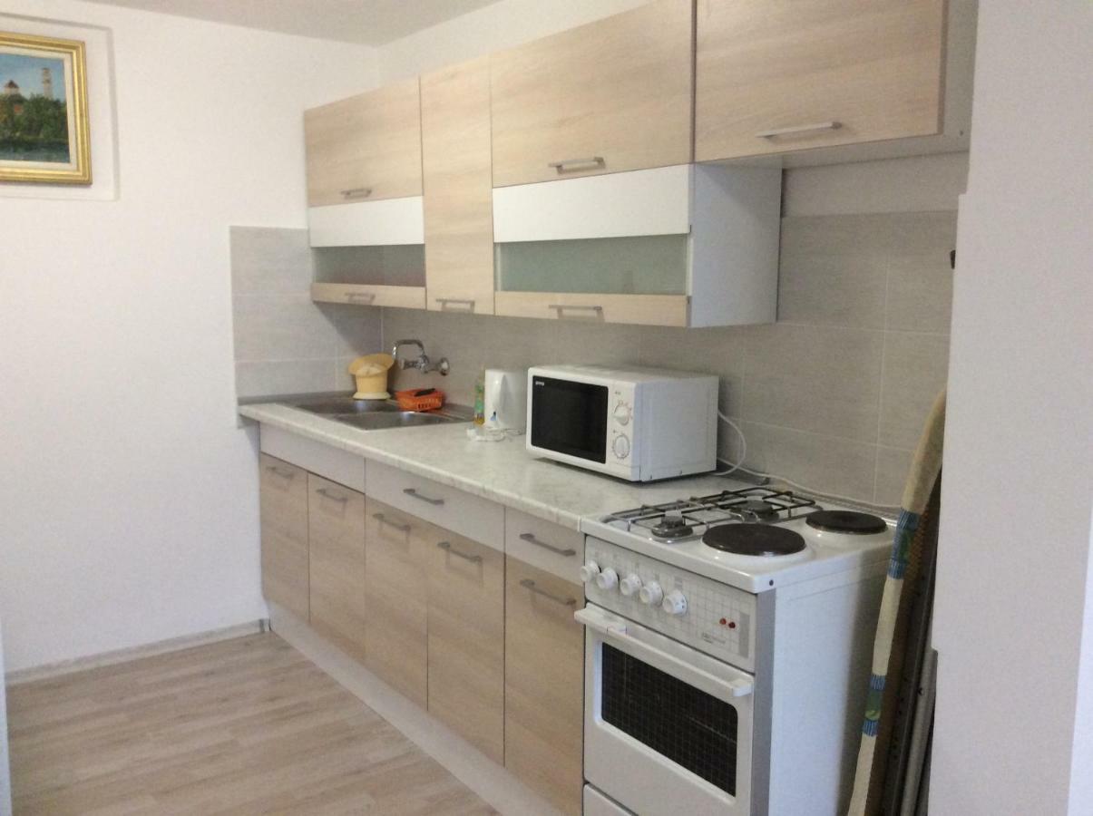 Island Of Pag Holiday Apartments Ngoại thất bức ảnh