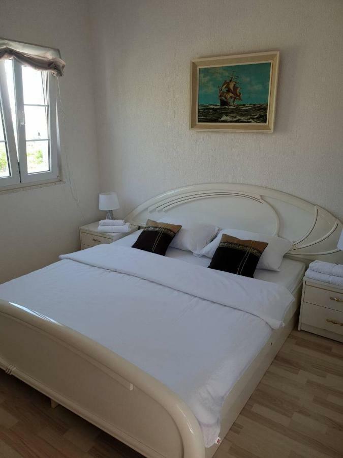 Island Of Pag Holiday Apartments Ngoại thất bức ảnh