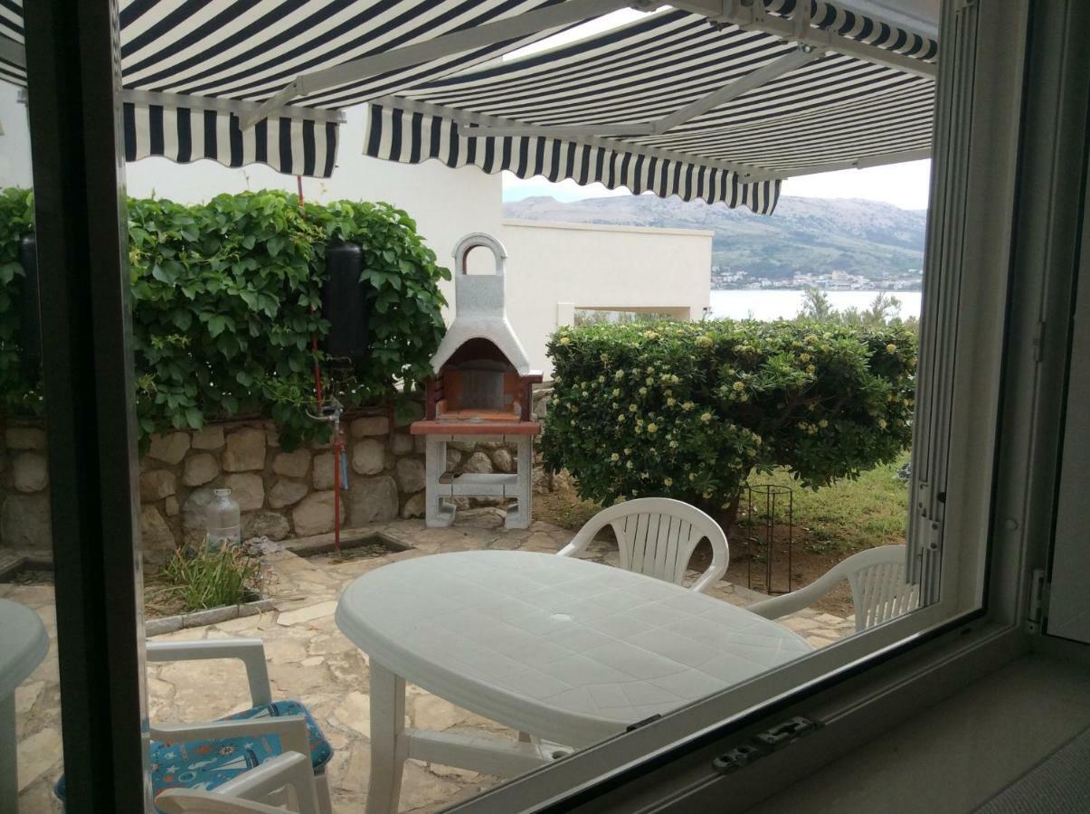 Island Of Pag Holiday Apartments Ngoại thất bức ảnh