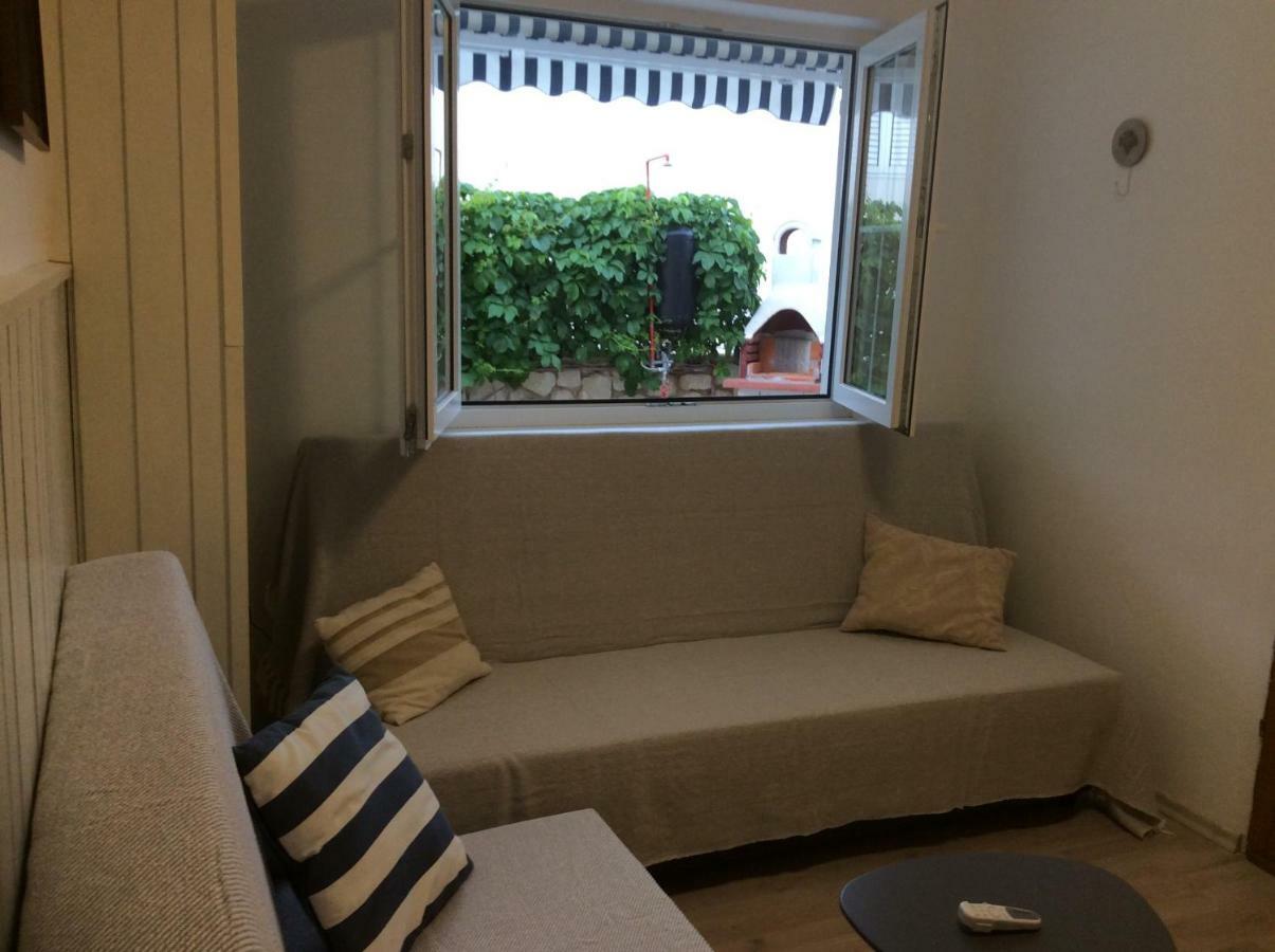 Island Of Pag Holiday Apartments Ngoại thất bức ảnh
