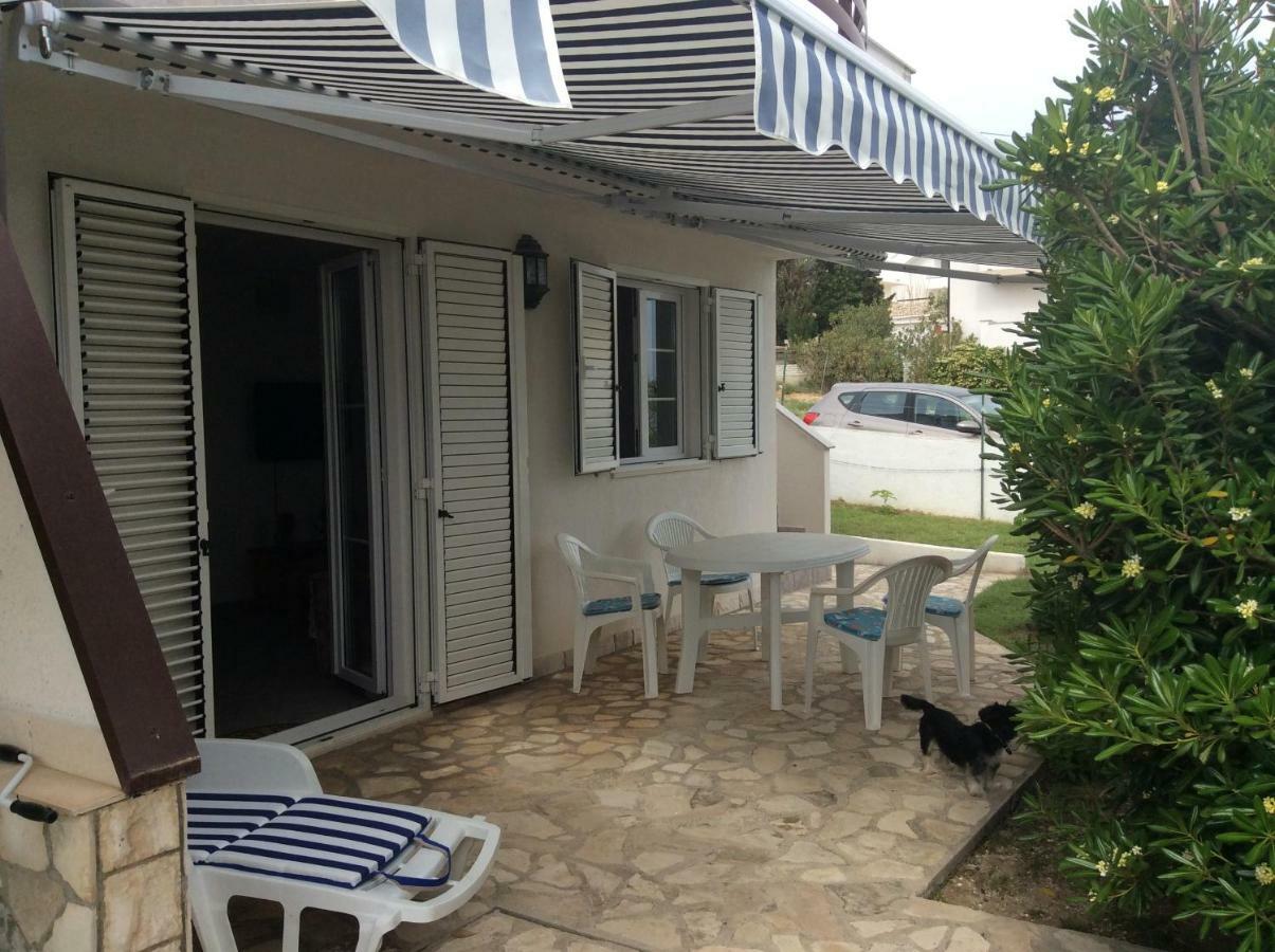 Island Of Pag Holiday Apartments Ngoại thất bức ảnh