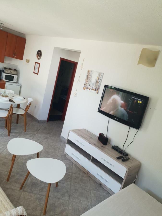 Island Of Pag Holiday Apartments Ngoại thất bức ảnh